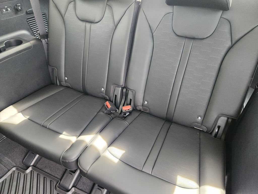 New 2026 Kia Sorento S w/ S Panoramic Sunroof Package FWD image 23