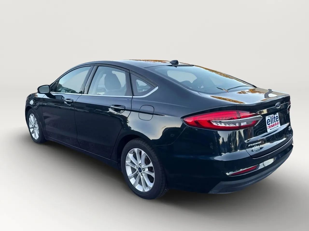 Used 2020 Ford Fusion SEL image 5