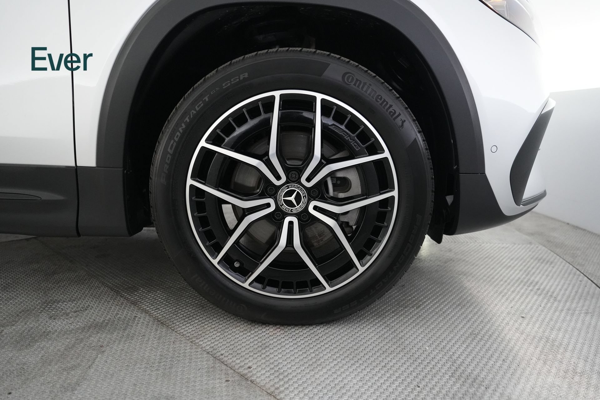Used 2023 Mercedes-Benz EQB 350 4MATIC SUV image 20