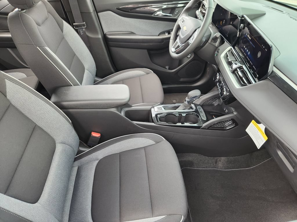 New 2026 Chevrolet TrailBlazer LT w/ Convenience Package FWD image 11