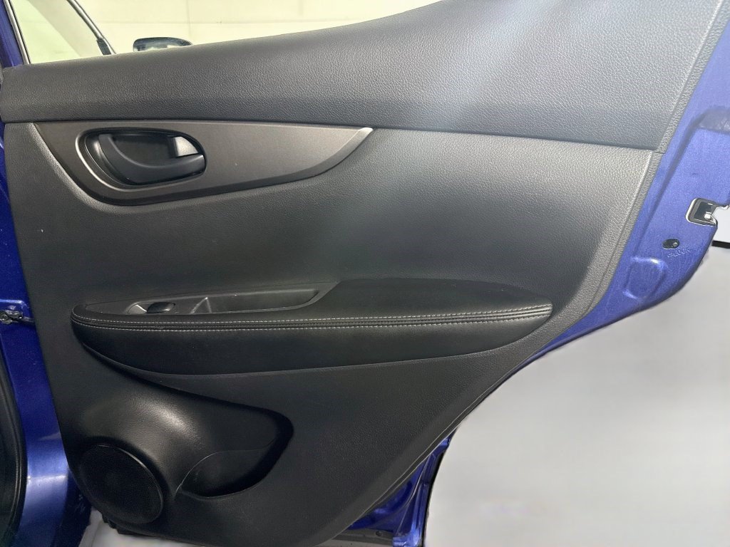 Used 2020 Nissan Rogue Sport S w/ Appearance Package FWD image 26