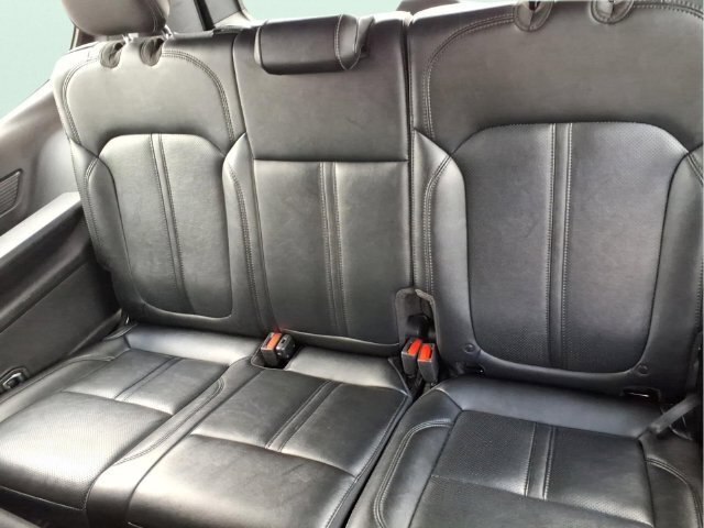 Used 2024 Jeep Wagoneer Series II RWD image 18