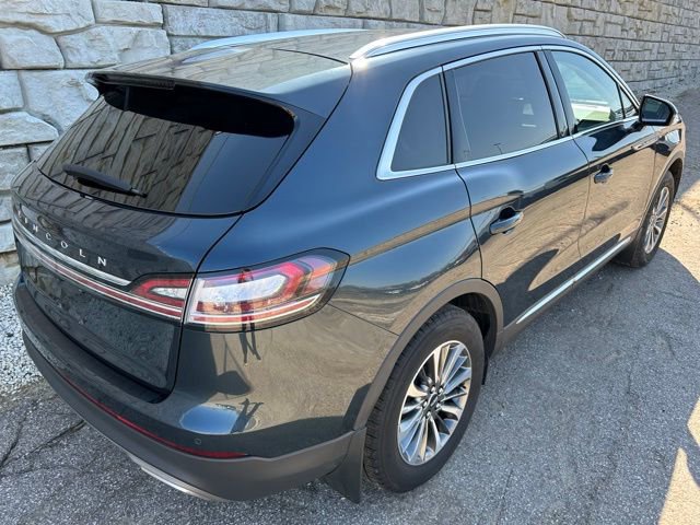 Used 2023 Lincoln Nautilus FWD w/ Premium Package image 5