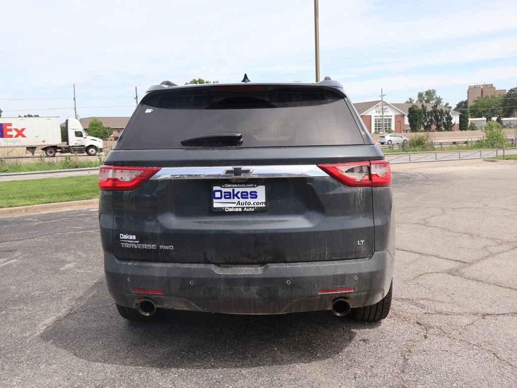 Used 2021 Chevrolet Traverse LT w/ LT Premium Package AWD/4WD image 18