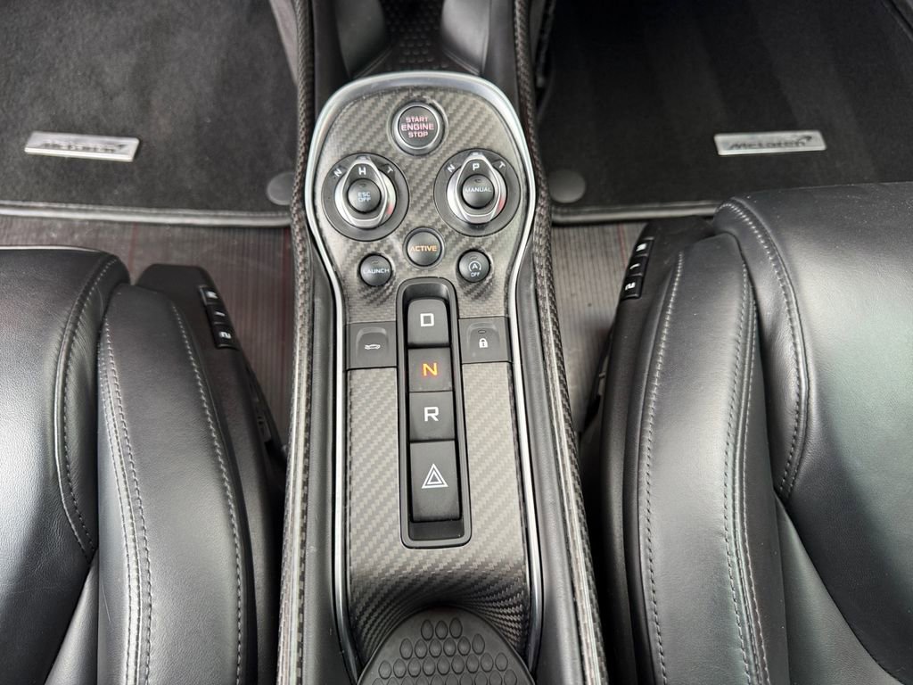 Used 2019 McLaren 600LT image 15