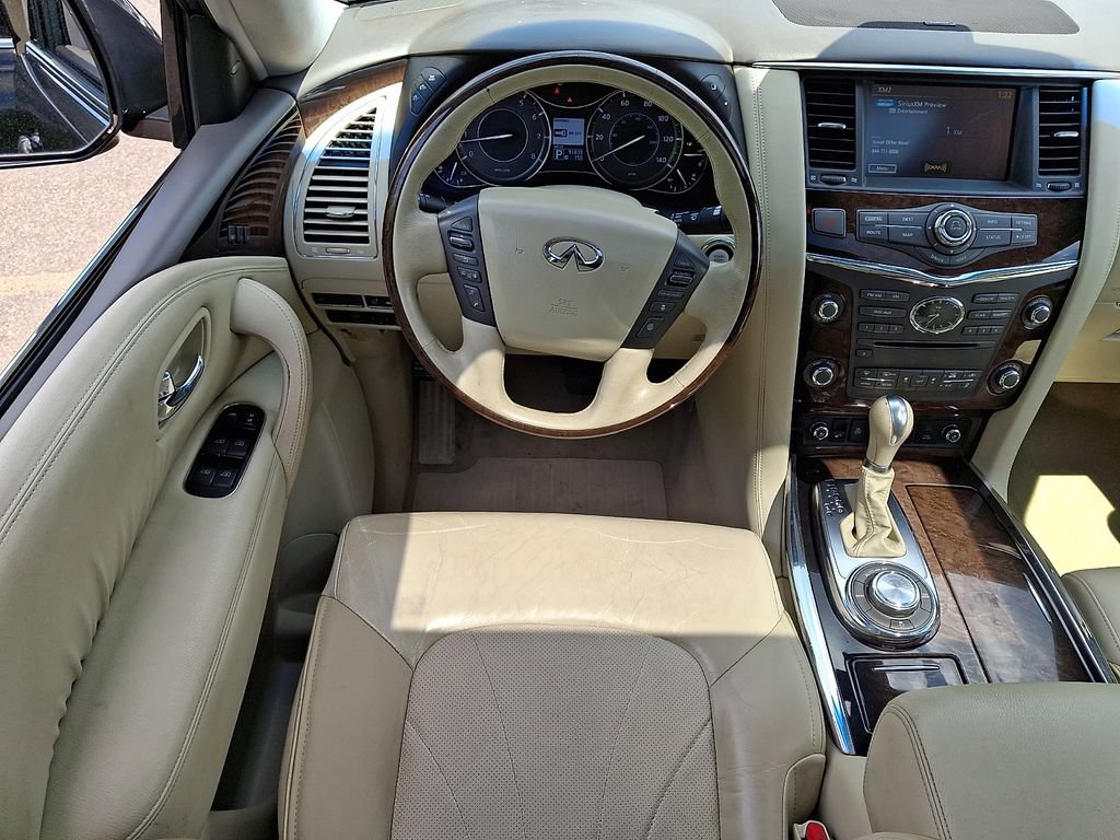Used 2011 INFINITI QX56 4WD w/ Deluxe Touring Pkg image 12