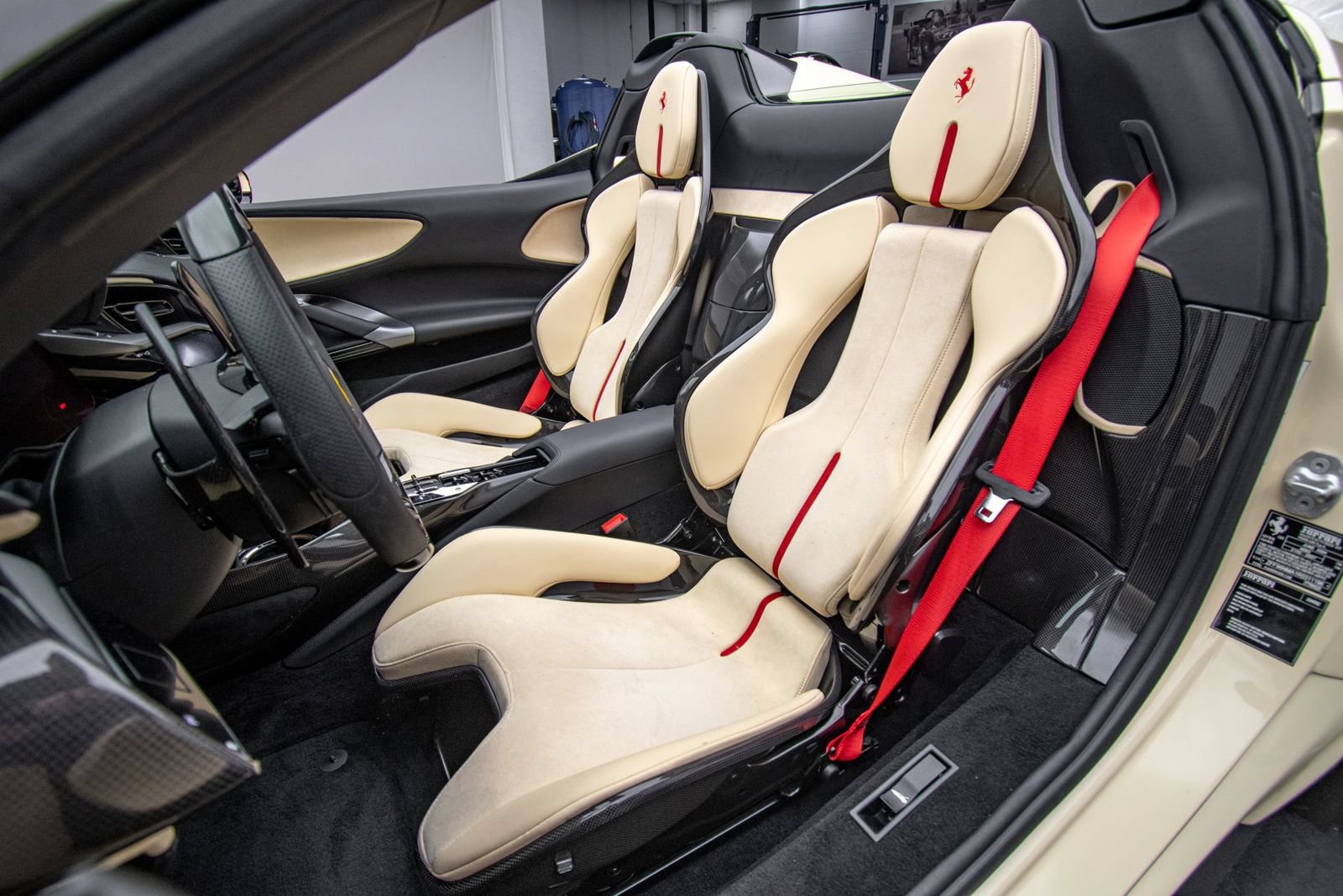 Used 2024 Ferrari SF90 Spider AWD/4WD image 18