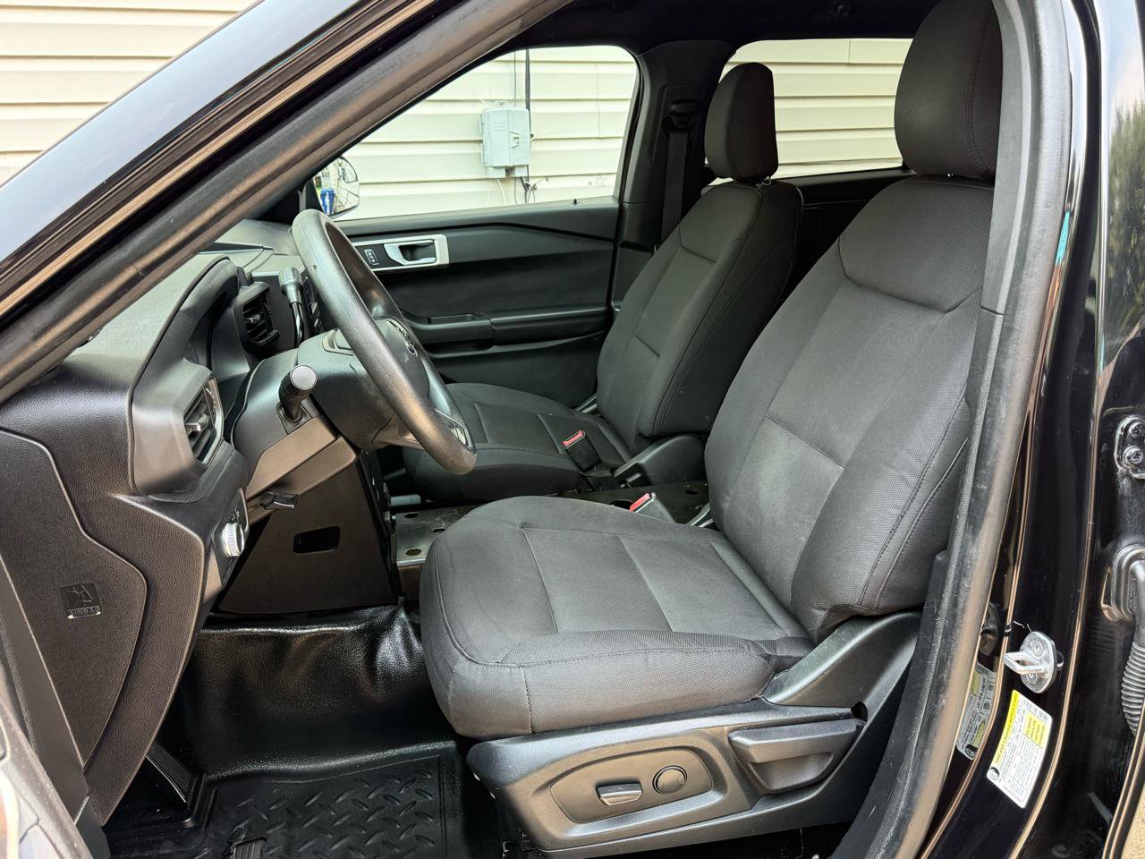 Used 2021 Ford Explorer 4WD Police Interceptor image 3