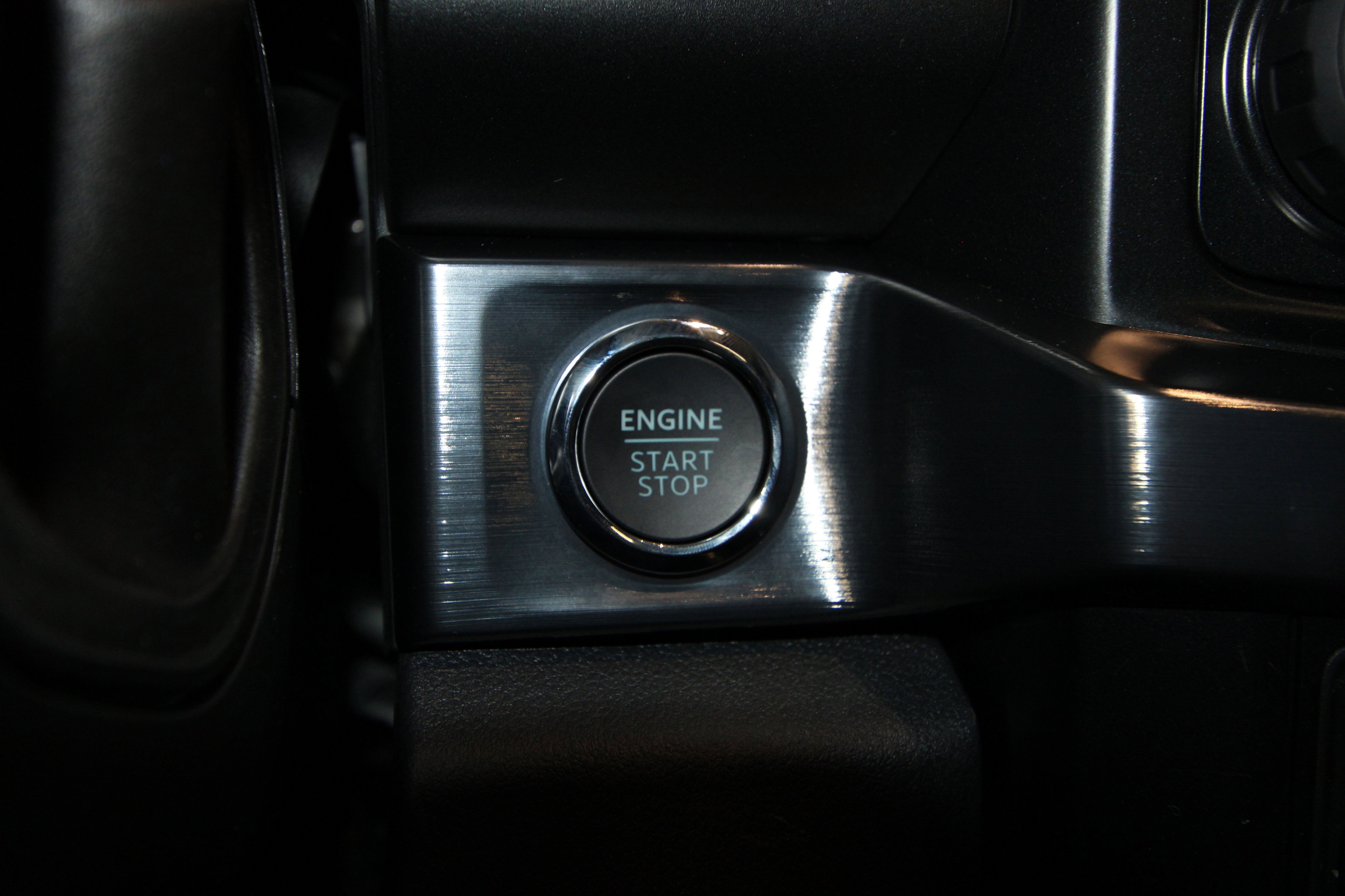 New 2025 Ford F350 Lariat w/ Lariat Ultimate Package image 13