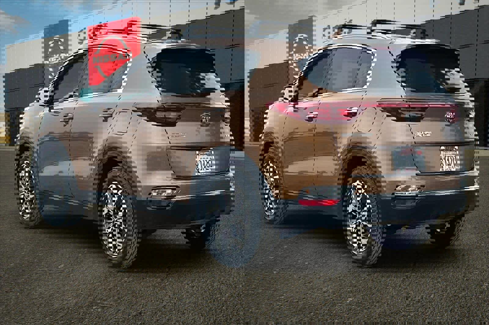 Used 2021 Kia Sportage EX image 7