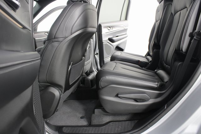 New 2025 Jeep Grand Cherokee L Limited w/ Trailer Tow Package image 18