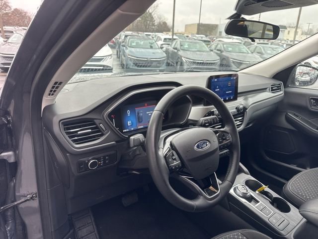 Used 2023 Ford Escape Active AWD/4WD image 8