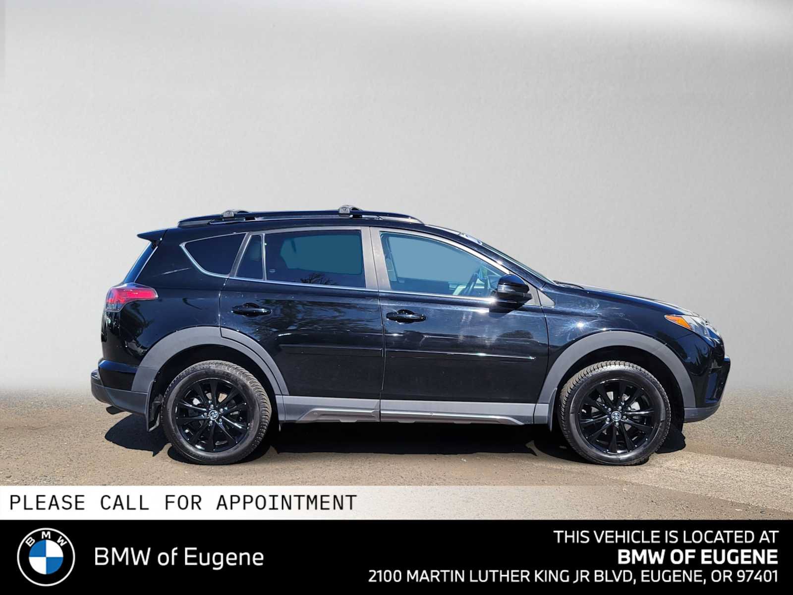 Used 2018 Toyota RAV4 Adventure AWD/4WD image 2