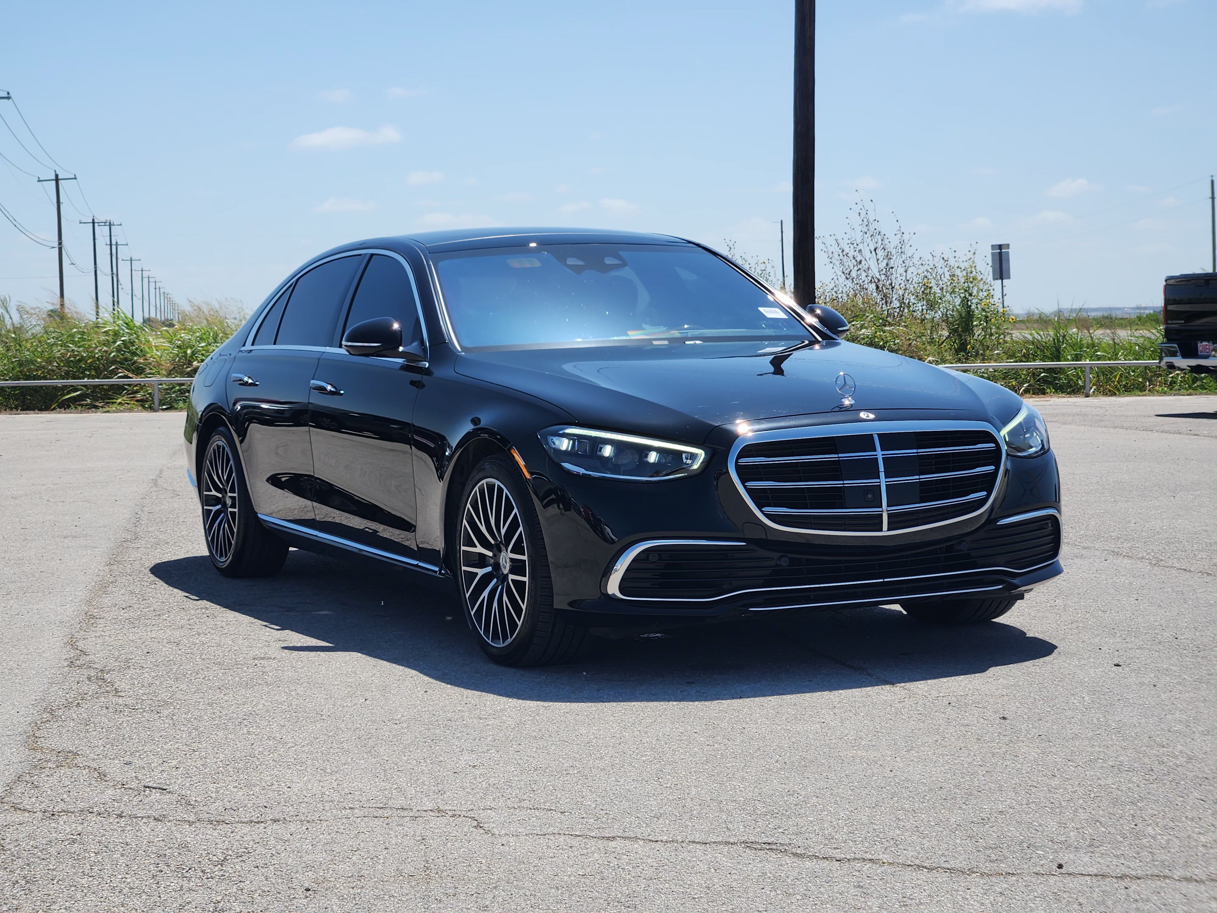 Used 2021 Mercedes-Benz S 580 4MATIC Sedan image 3