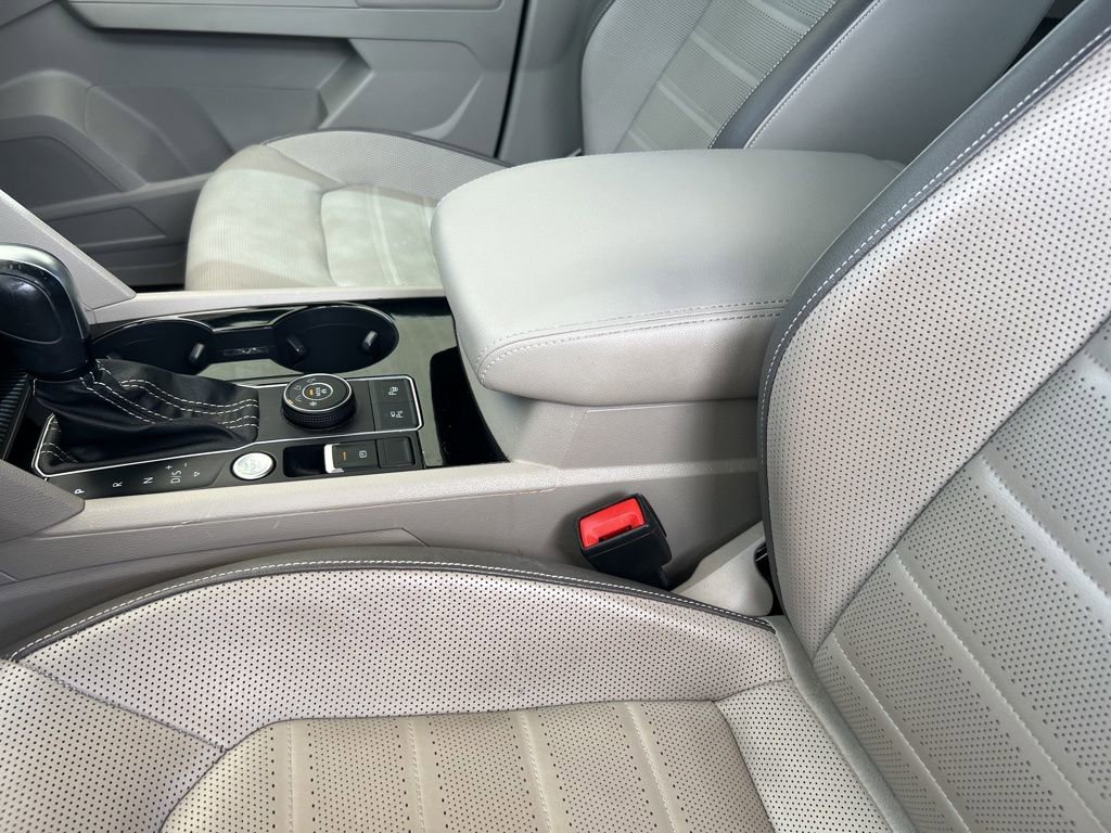 Certified 2022 Volkswagen Atlas SEL Premium image 37