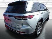Used 2023 Jeep Grand Cherokee Limited w/ Luxury Tech Group II AWD/4WD image 11