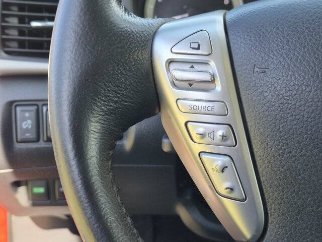 Used 2015 Nissan Sentra SV FWD image 17