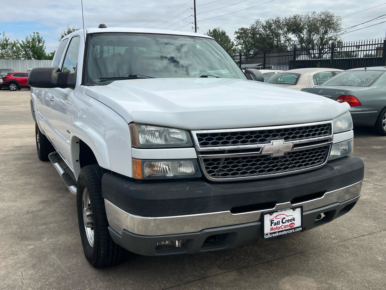 Used 2005 Chevrolet Silverado 2500 LS w/ Heavy-Duty Power Package RWD image 37