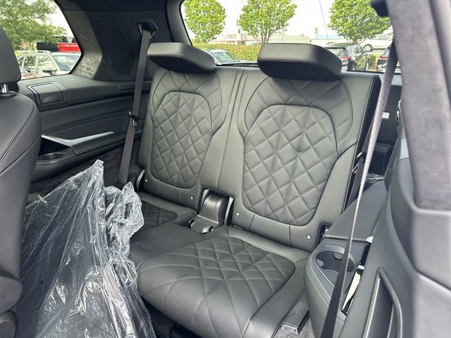 New 2026 BMW X7 xDrive40i w/ M Sport Package image 14
