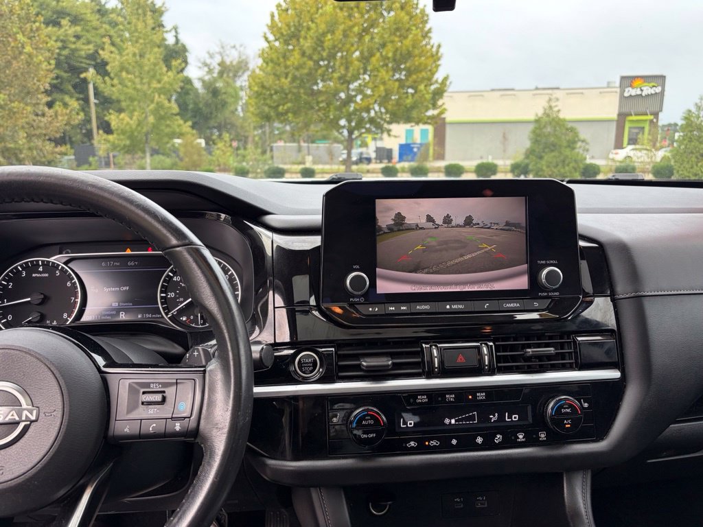 Used 2022 Nissan Pathfinder SV w/ SV Premium Package FWD image 23