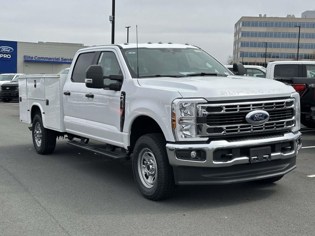 New 2026 Ford F350 XL w/ XL Chrome Package AWD/4WD image 1