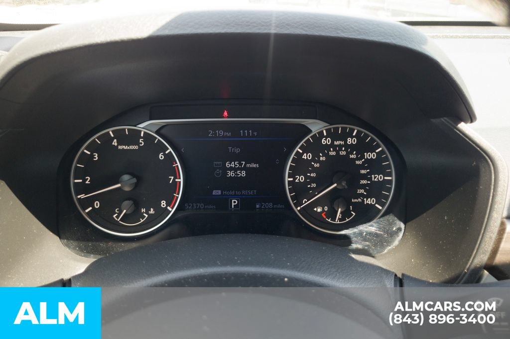 Used 2024 Nissan Altima 2.5 SV FWD image 12