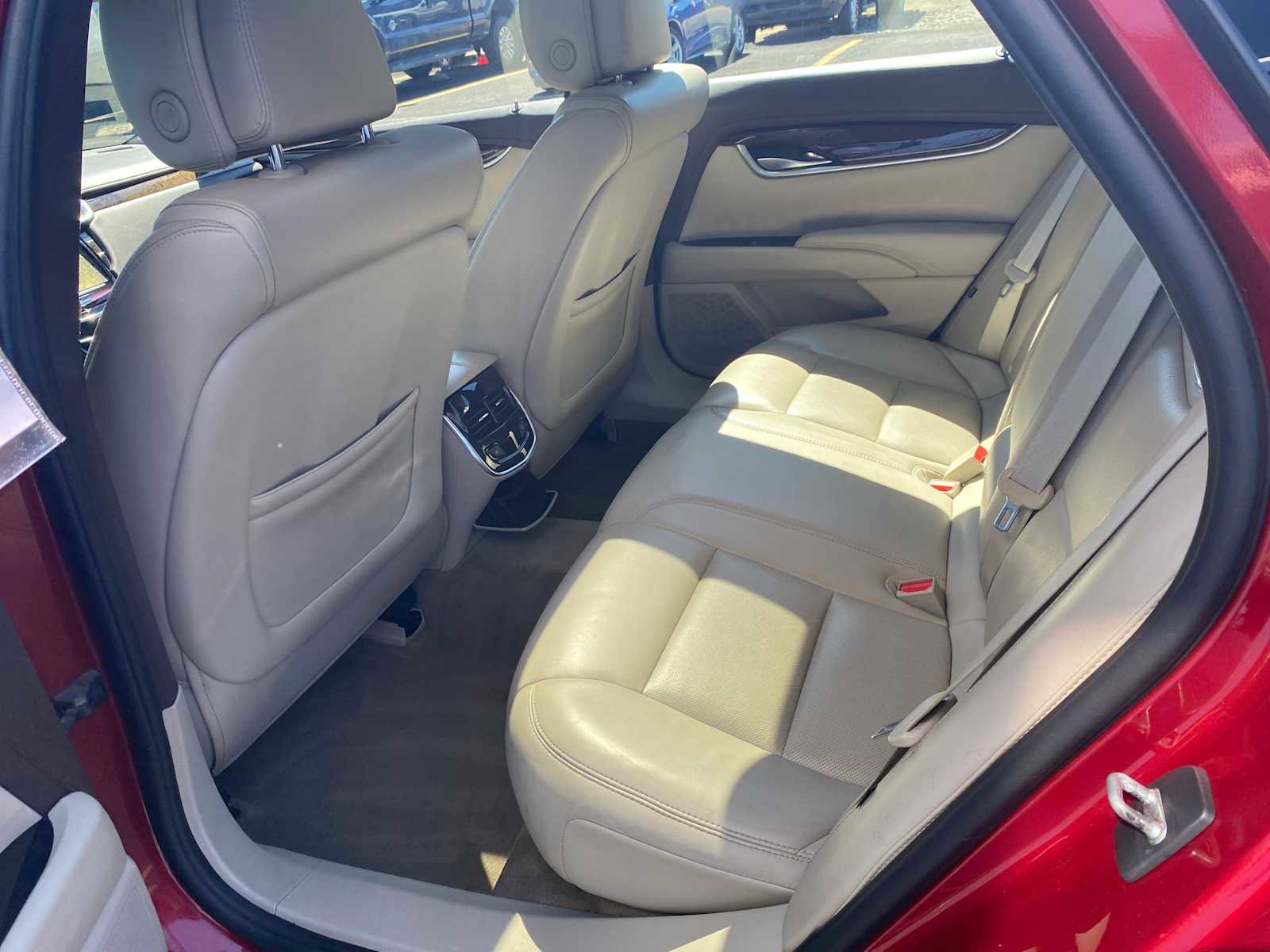 Used 2013 Cadillac XTS Luxury w/ Driver Awareness Package image 10