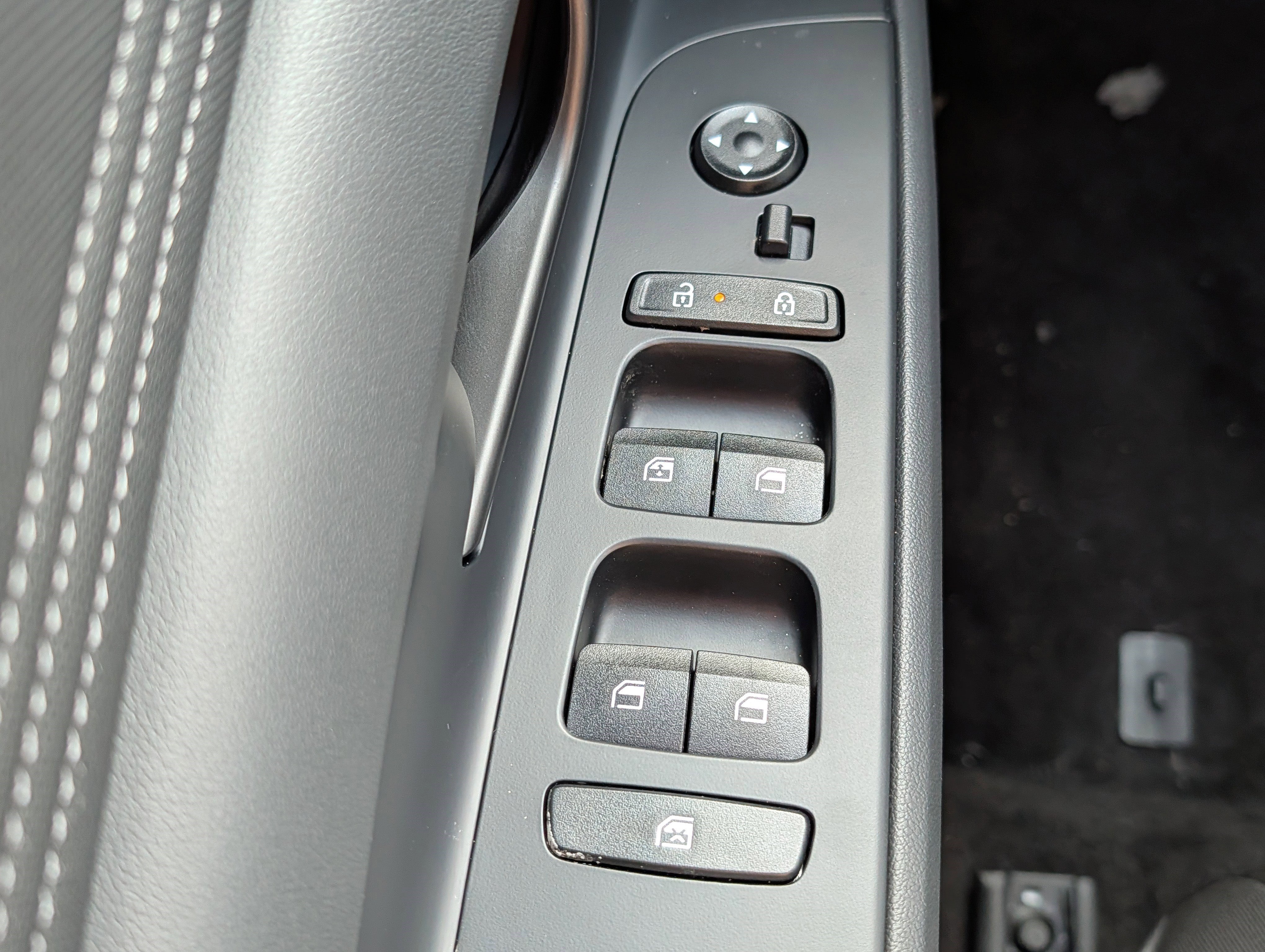 New 2026 Hyundai Elantra Sport image 11