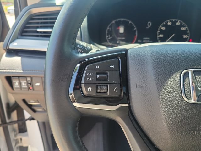 Certified 2025 Honda Odyssey EX-L image 16