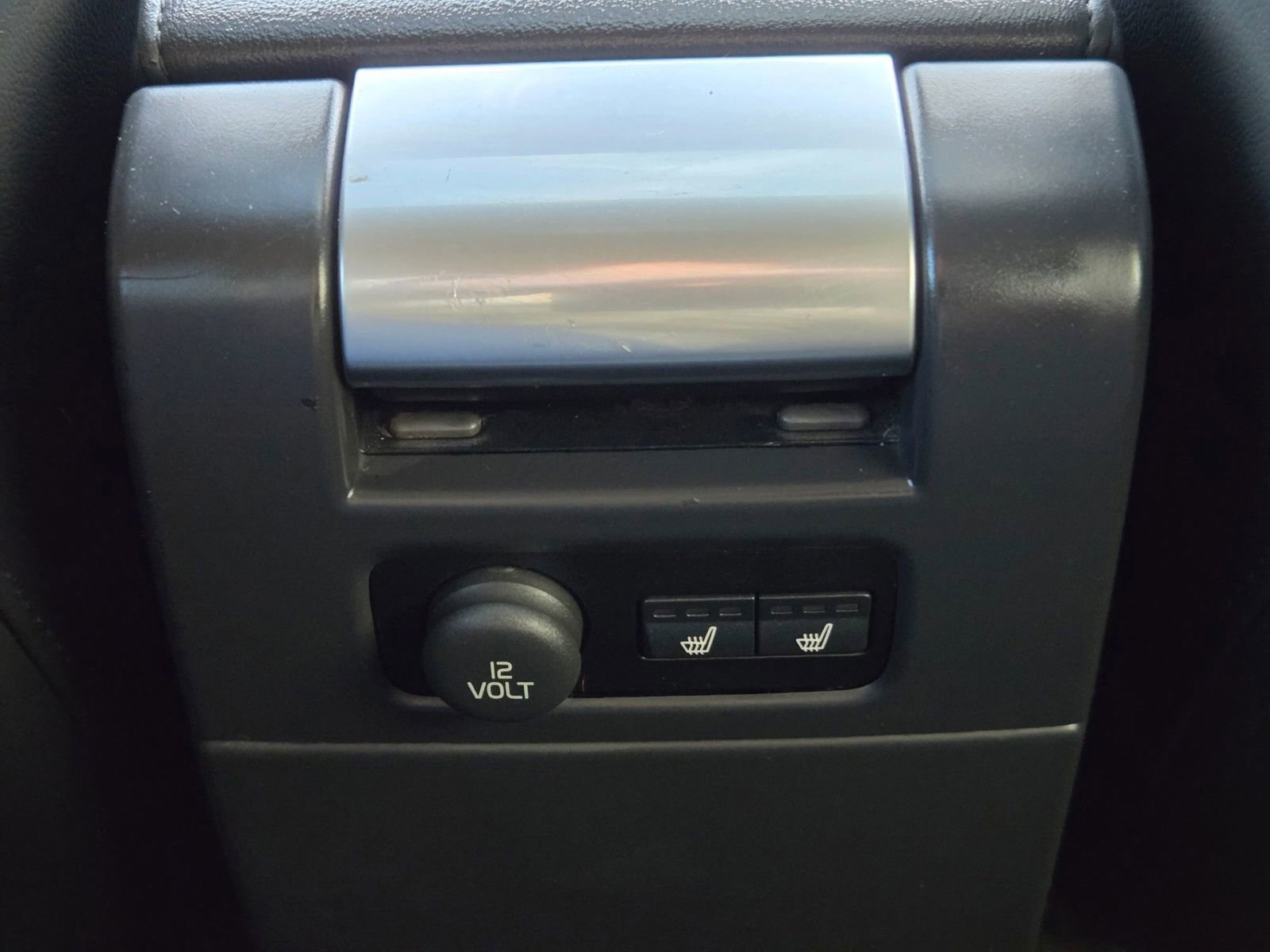 Used 2016 Volvo XC70 T5 Premier w/ Proximity Package image 32