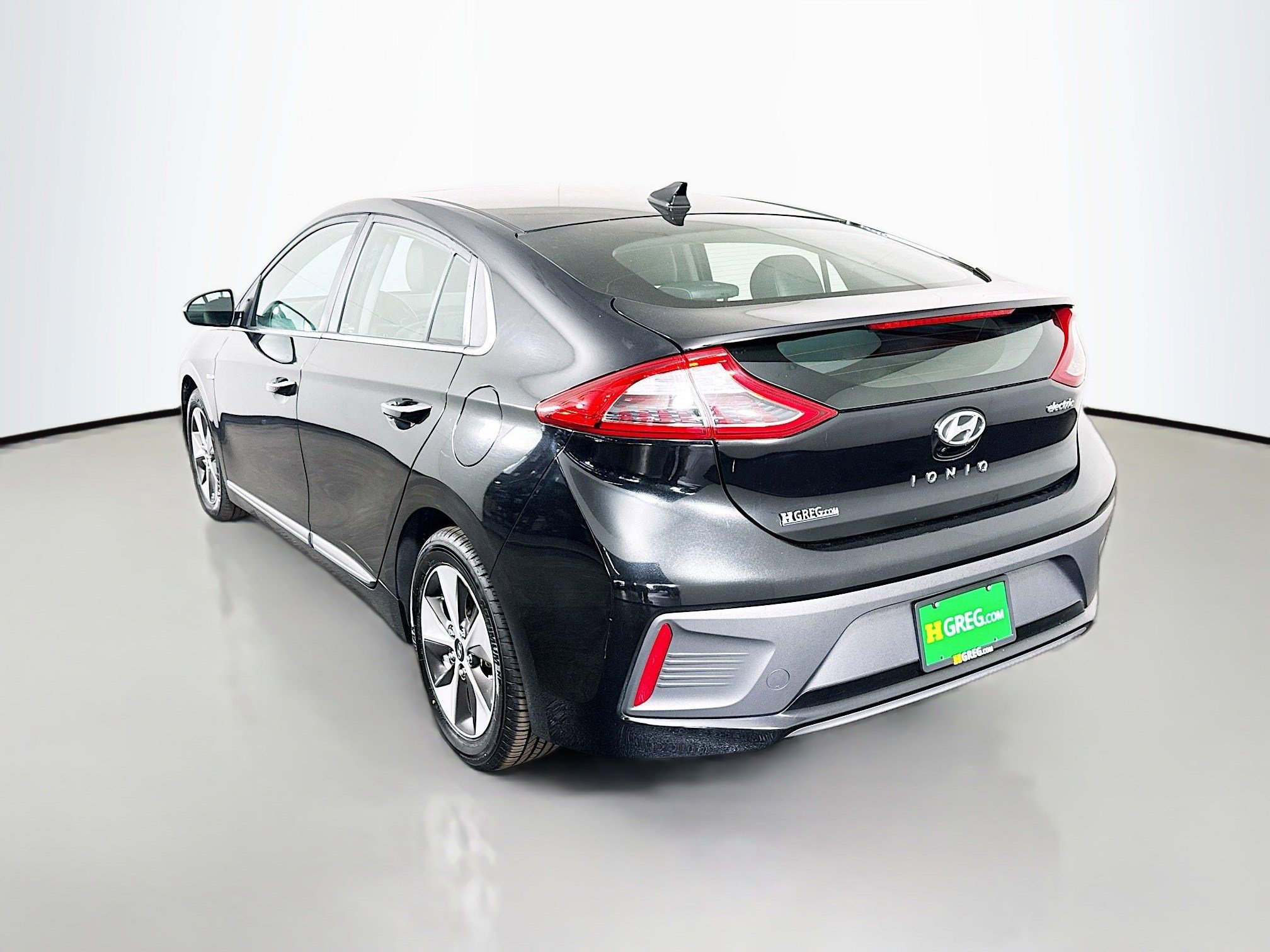 Used 2019 Hyundai Ioniq Limited image 7