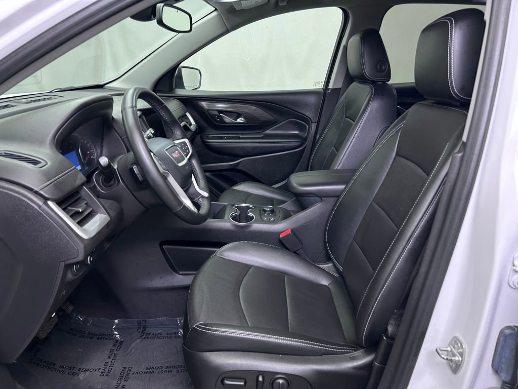 Used 2023 GMC Terrain SLT image 25