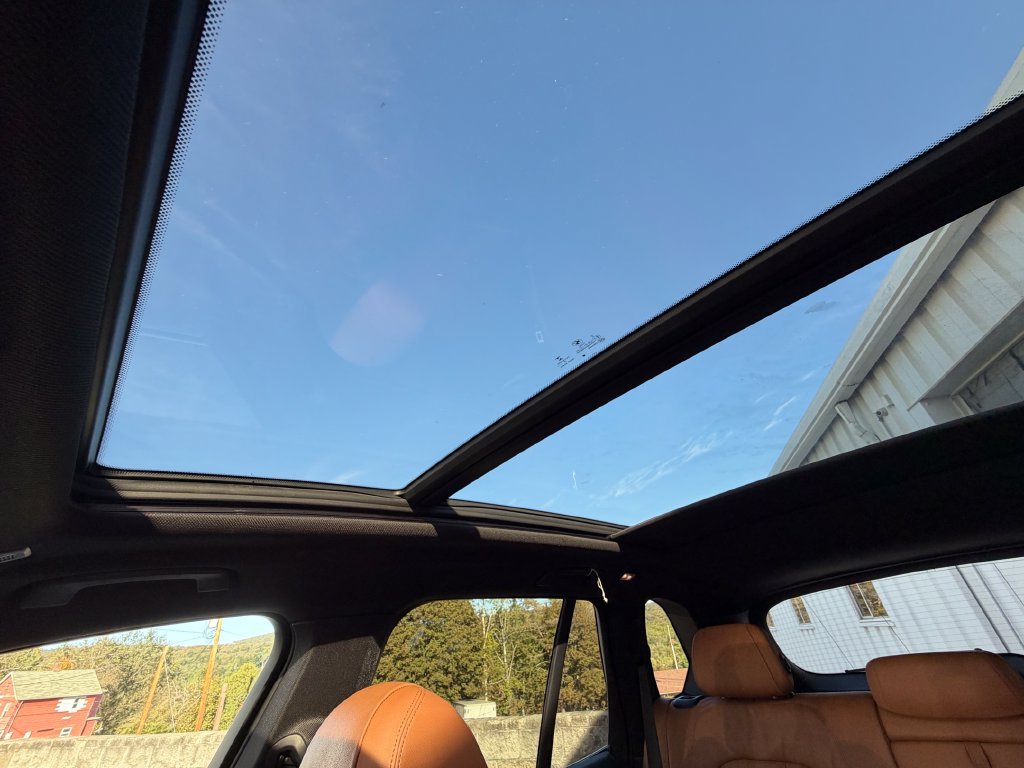 Used 2019 BMW X5 xDrive40i w/ Convenience Package AWD/4WD image 23