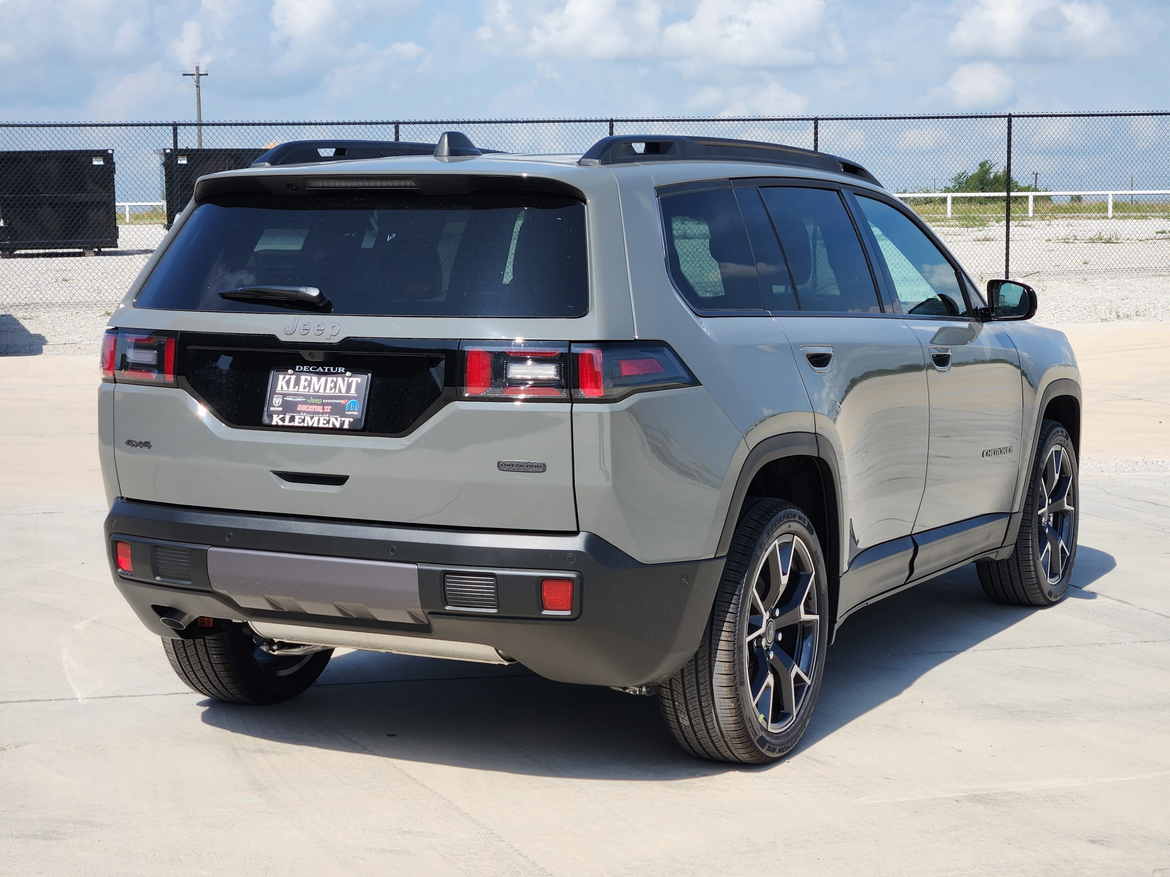 New 2026 Jeep Cherokee Overland AWD/4WD image 5