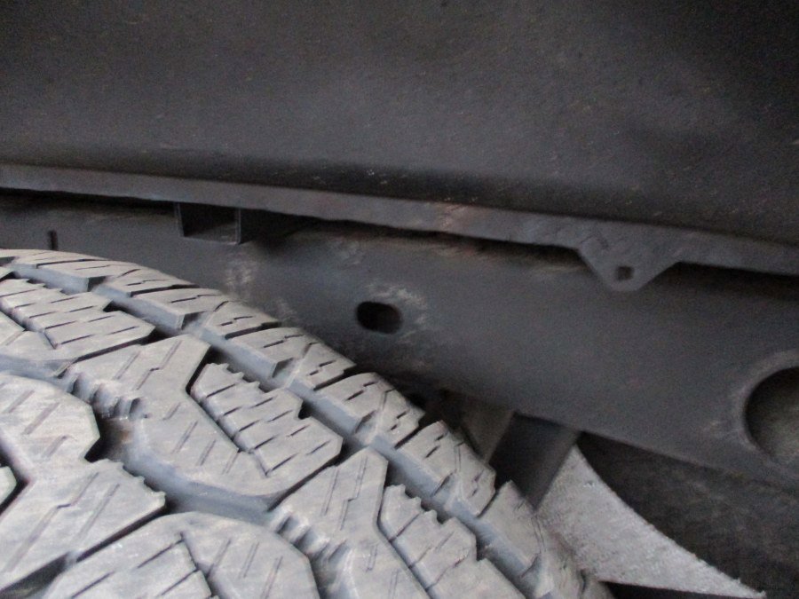 Used 2016 Chevrolet Silverado 1500 Custom w/ Custom Convenience Package AWD/4WD image 32