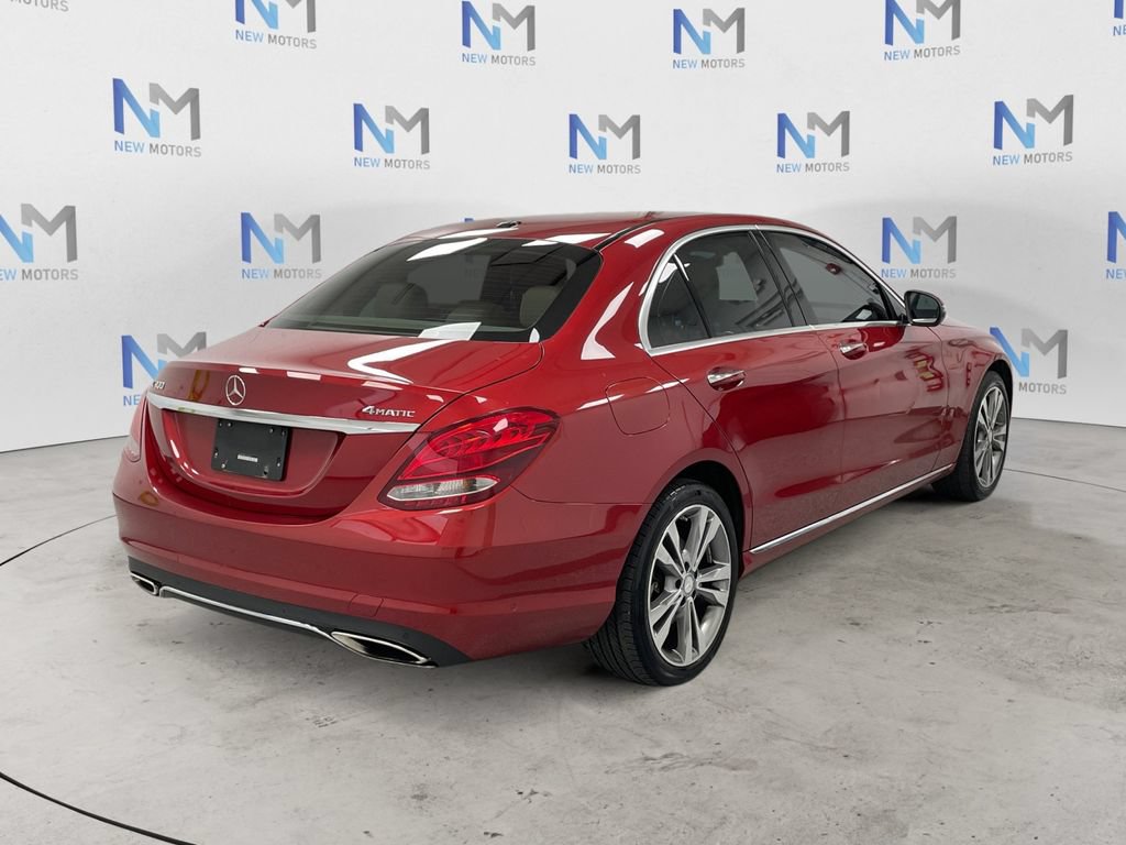 Used 2016 Mercedes-Benz C 300 4MATIC Sedan w/ Surround View Package image 4