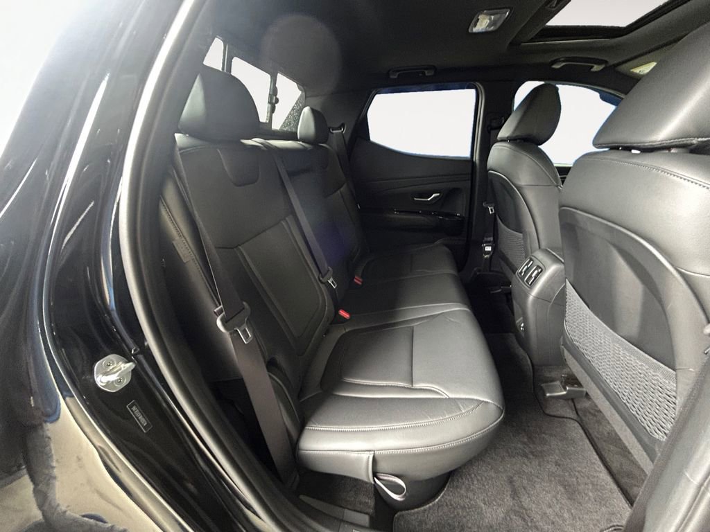 Certified 2024 Hyundai Santa Cruz Limited image 11