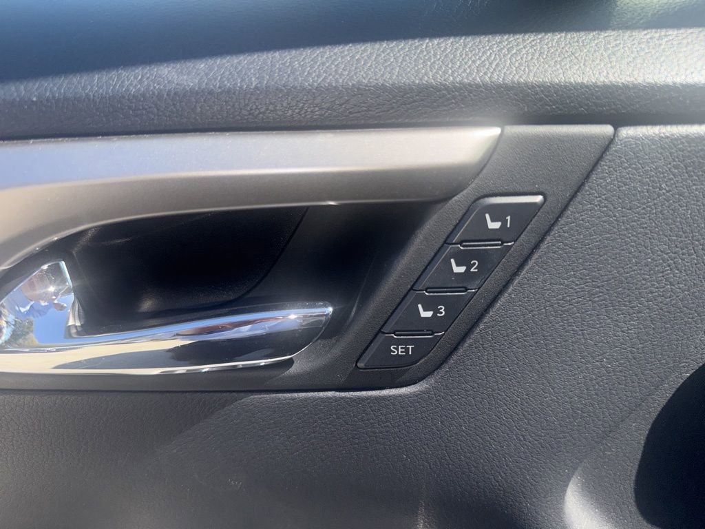 Used 2018 Lexus RX 350 AWD w/ Premium Package image 20