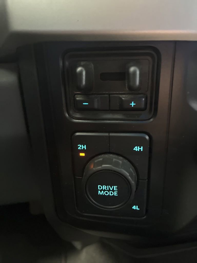 Used 2024 Ford F250 XLT image 25