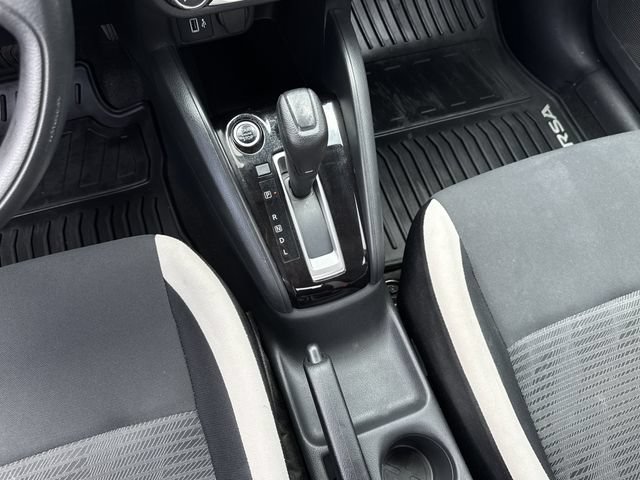 Used 2022 Nissan Versa SV w/ Trunk Package FWD image 18