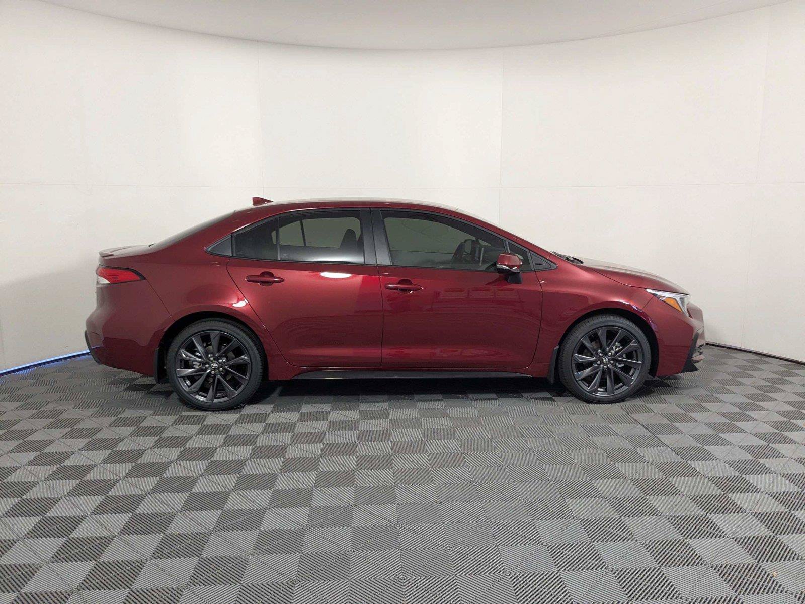 New 2027 Toyota Corolla SE FWD image 3