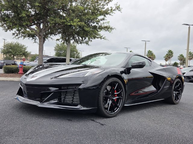 New 2027 Chevrolet Corvette Grand Sport w/ Z52 Sport Performance Package RWD image 2