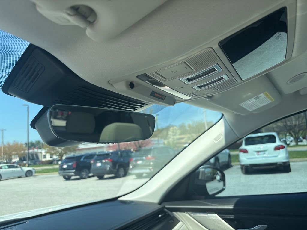 Used 2022 Jaguar F-PACE S image 22