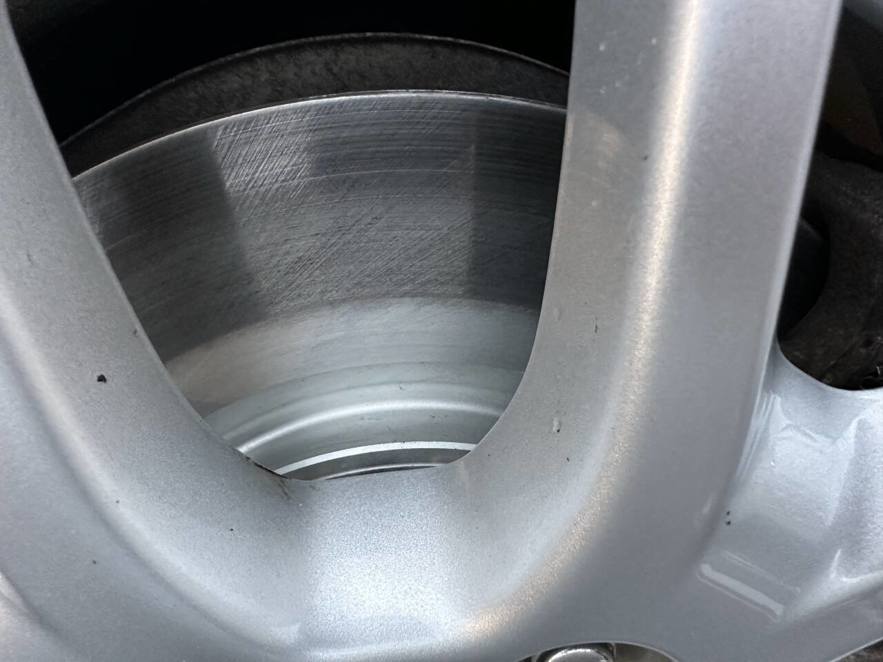 Used 2020 Chrysler Voyager Lxi FWD image 12