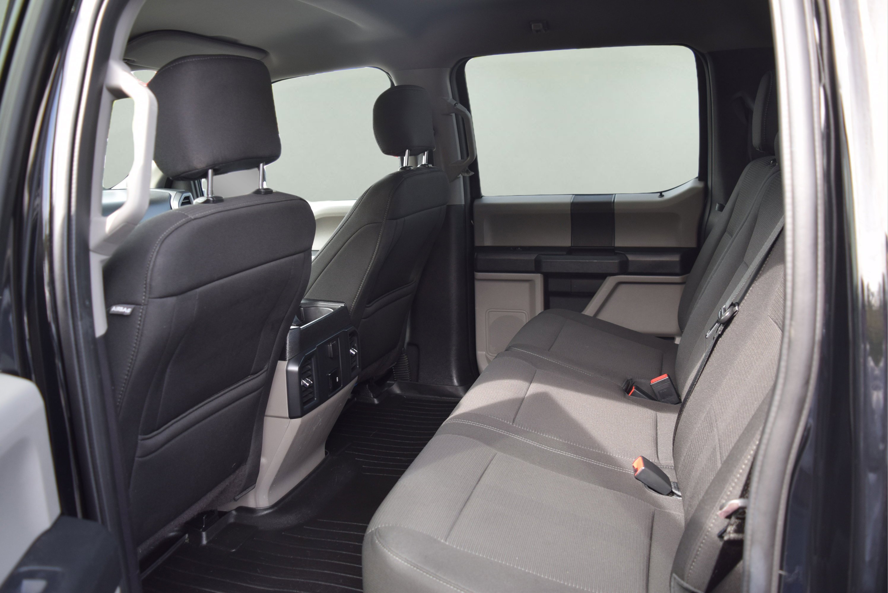 Used 2018 Ford F150 XL w/ Equipment Group 101A Mid AWD/4WD image 11