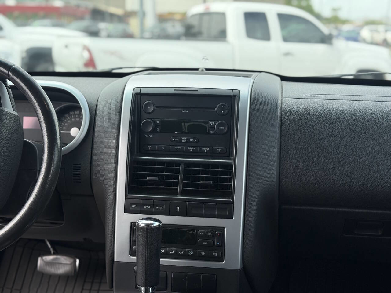 Used 2007 Mercury Mountaineer AWD image 9