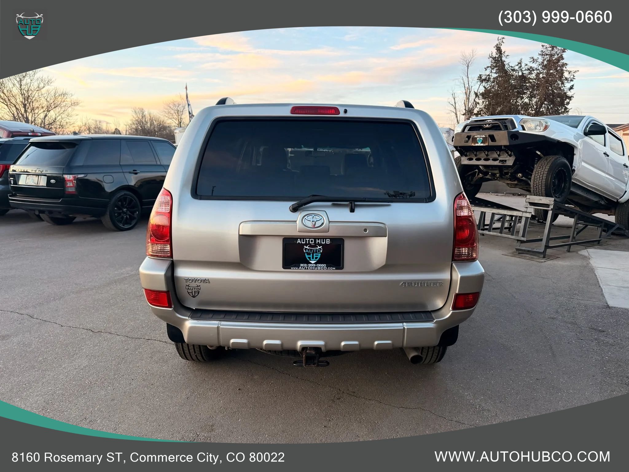 Used 2004 Toyota 4Runner SR5 AWD/4WD image 5
