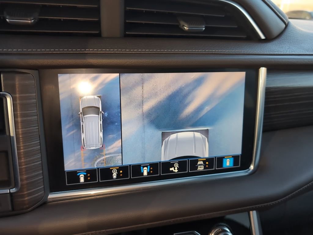 Used 2021 GMC Yukon Denali w/ Denali Ultimate Package image 32