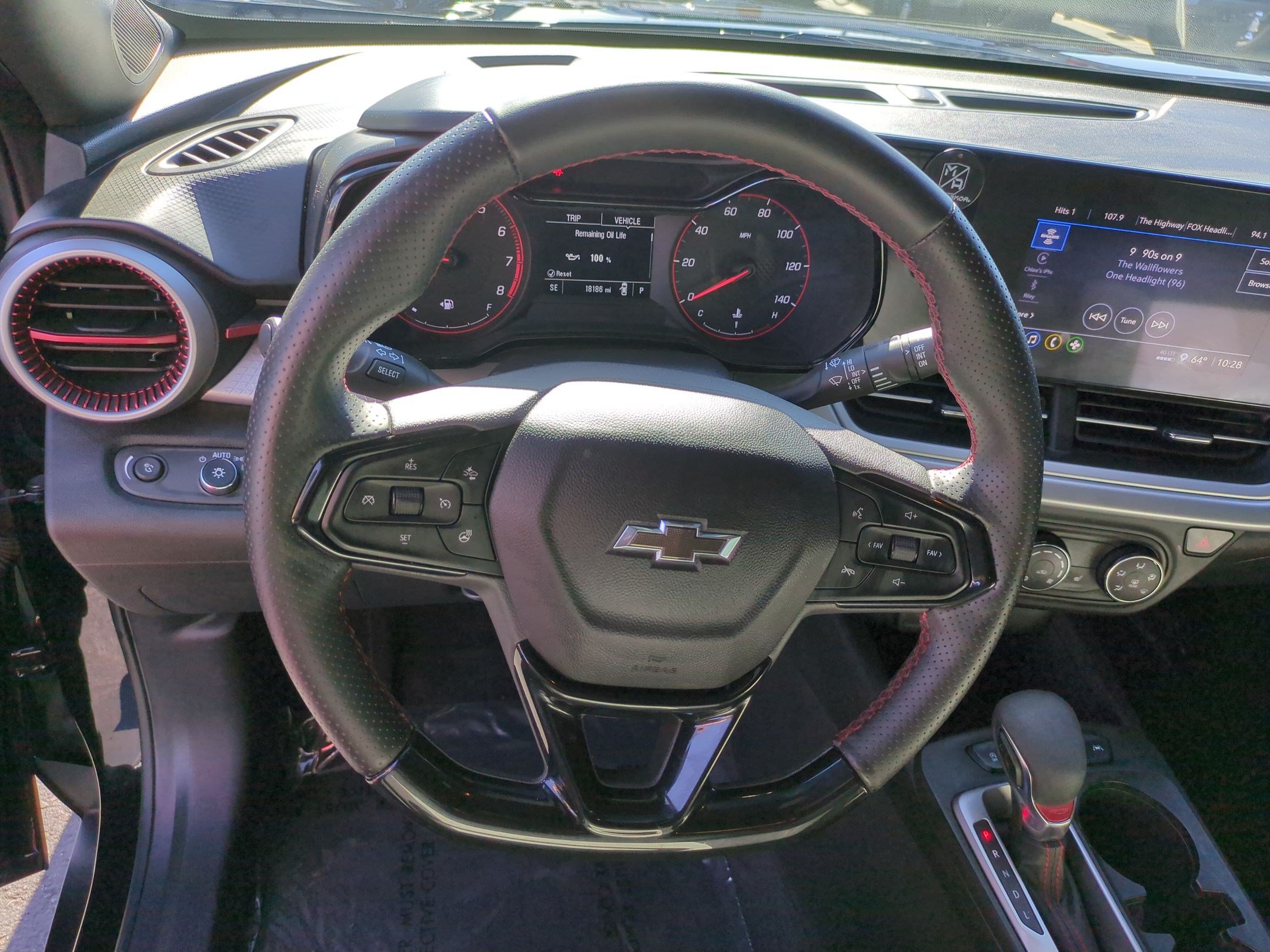 Used 2024 Chevrolet Trax RS w/ Driver Confidence Package FWD image 16