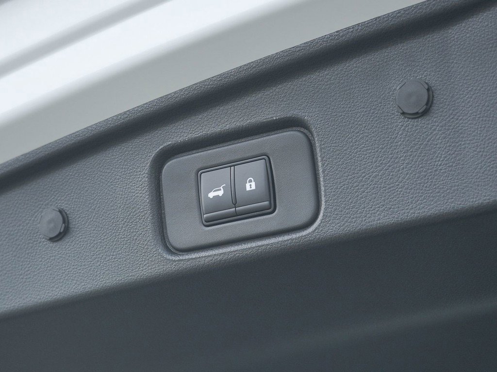 New 2026 Nissan Pathfinder SL AWD/4WD image 9